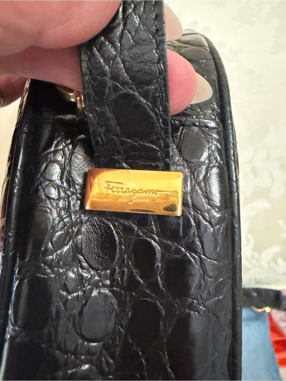 Salvatore Ferragamo Black Croc-Embossed Leather Crossbody Bag - Picture 7 of 16